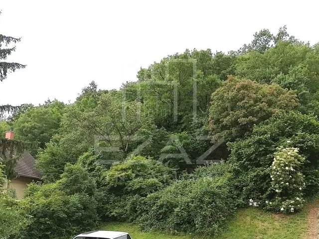 Eladó telek Pécs 1611 nm