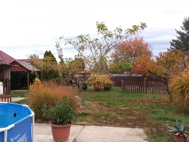 Eladó ház Szentlőrinc 100 nm