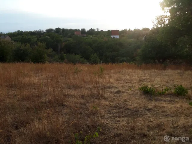 Eladó telek Szekszárd, Bakta 1429 nm