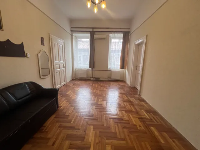 Eladó lakás Budapest VIII. kerület, Kerepesdűlő 56 nm