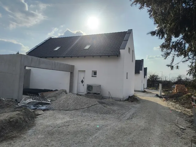 Eladó ház Székesfehérvár, Öreghegy, Fiskális út 190 nm