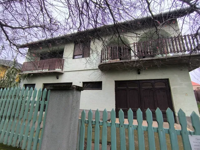 Eladó ház Ercsi 132 nm