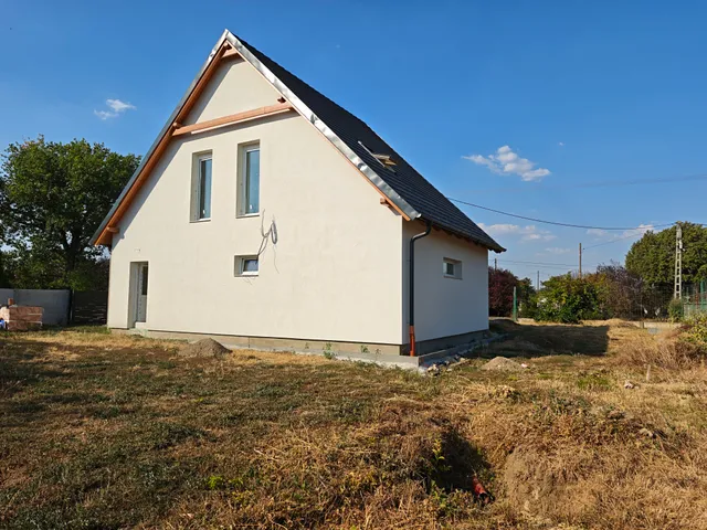 Eladó ház Tárnok, Halász József utca 104 nm