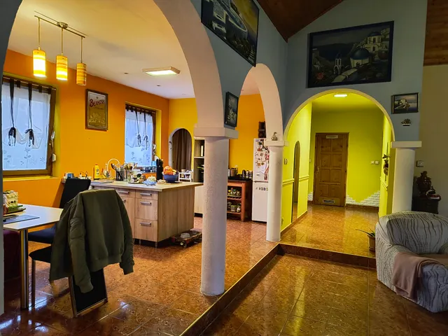 Eladó ház Százhalombatta, Dunafüred 195 nm