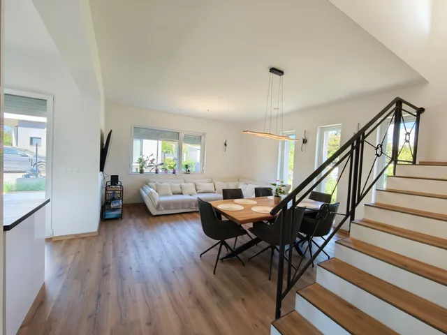 Eladó ház Százhalombatta, Óváros, Emese utca 167 nm