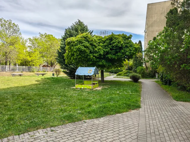 Eladó lakás Százhalombatta, Déli lakótelep 50 nm