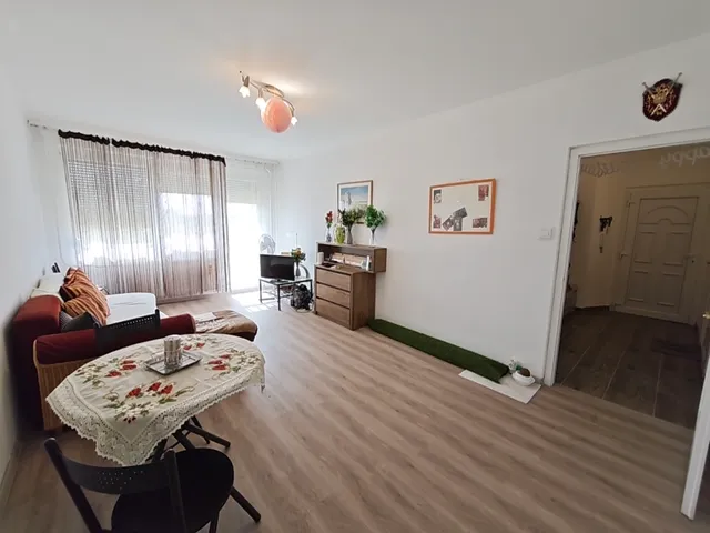 Eladó lakás Százhalombatta, Déli lakótelep, Erkel Ferenc körút 50 nm