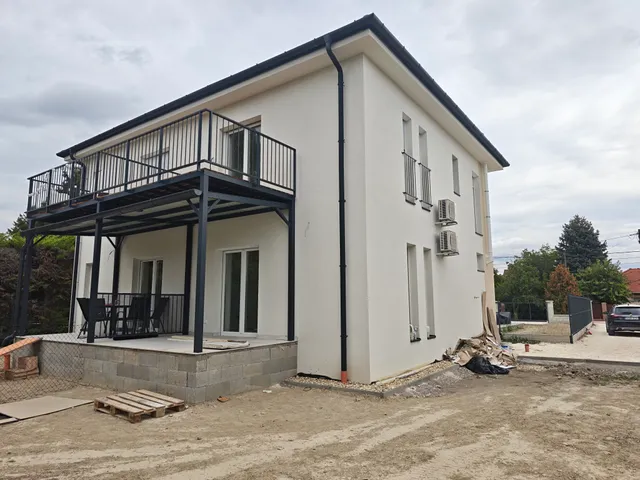 Eladó ház Százhalombatta, Dunafüred, Kertész utca 100 nm