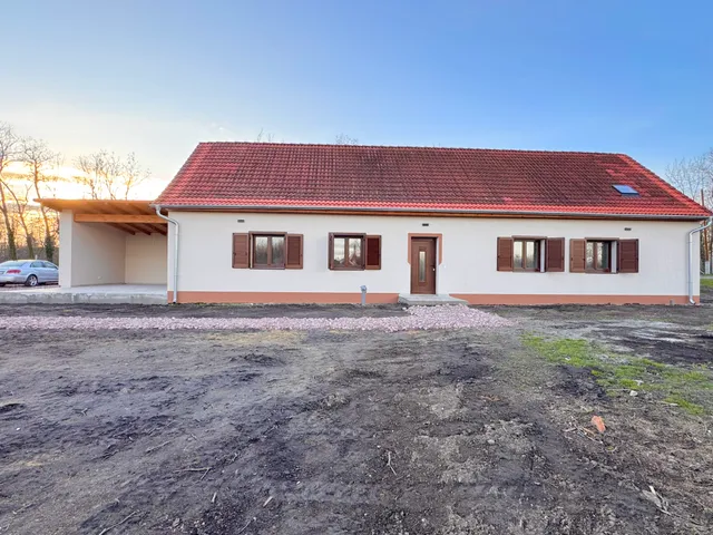 Eladó ház Bicsérd 115 nm