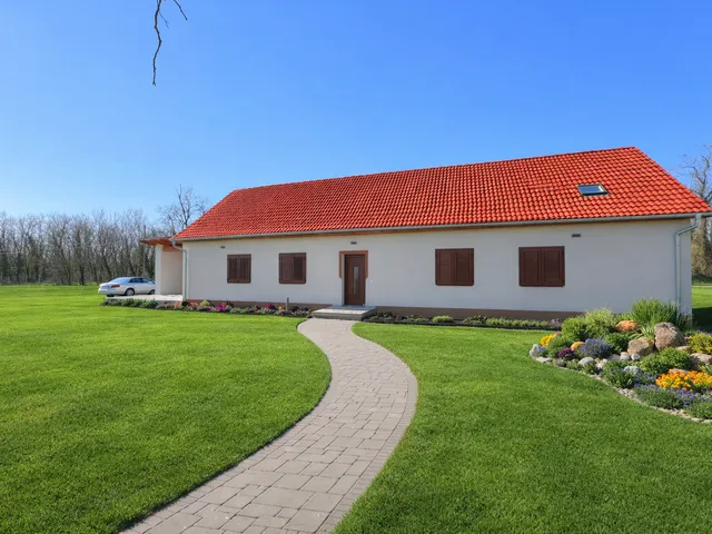 Eladó ház Bicsérd 115 nm