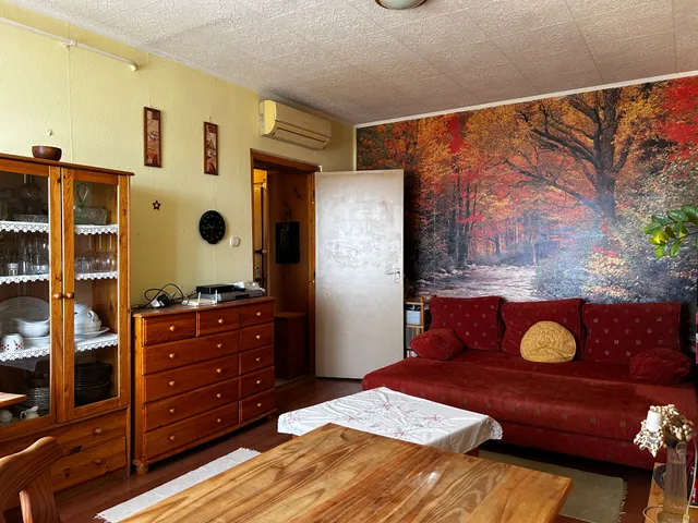 Eladó lakás Pécs, Kertváros, Tildy Zoltán utca  39 nm