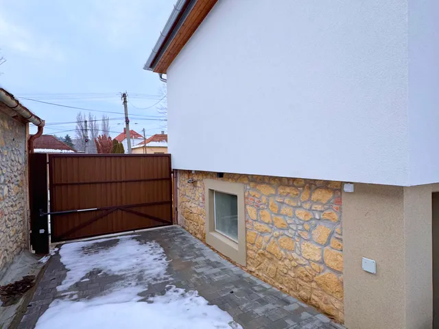 Eladó ház Pécsvárad 100 nm