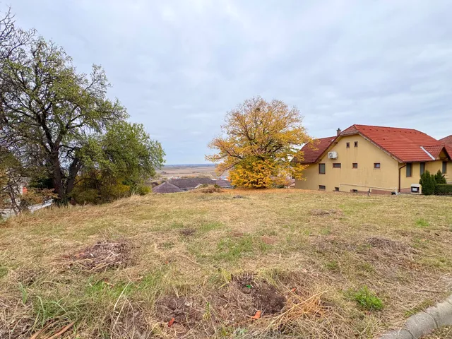 Eladó telek Szekszárd, Bakta, Bródy Sándor utca 991 nm
