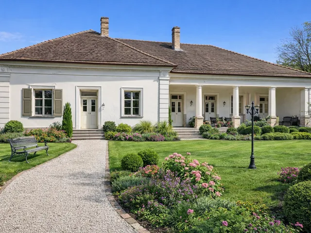 Eladó ház Mórágy 179 nm