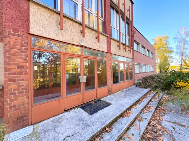 Eladó kereskedelmi és ipari ingatlan Szajk 918 nm