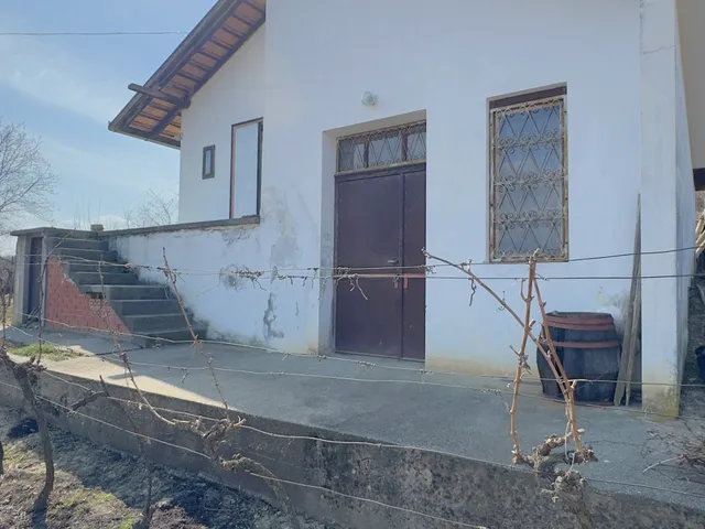 Eladó ház Bátaszék 30 nm