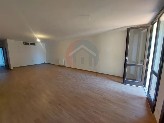 Eladó lakás Sopron, Belváros 68 nm