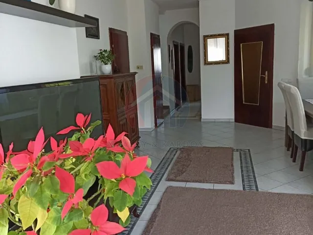 Eladó ház Sopron, Ágfalvi úti lakópark 130 nm