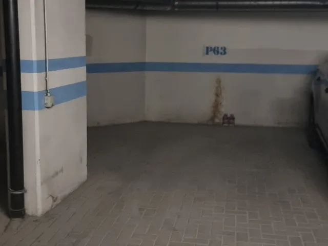 Eladó garázs Érd, Budai út 12 nm