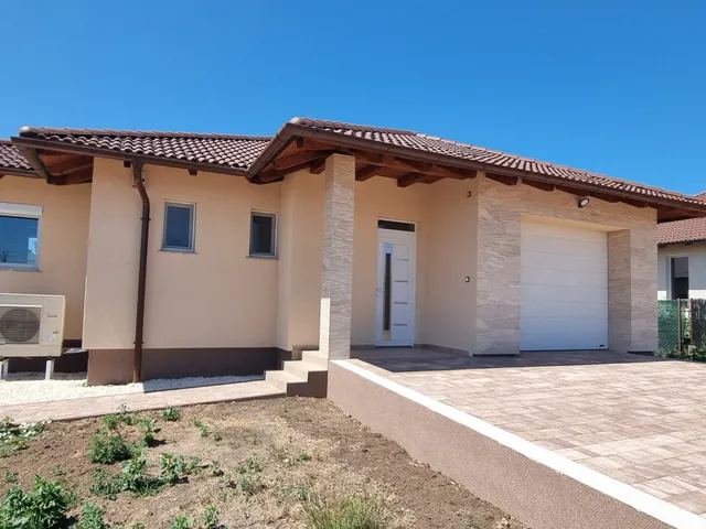 Eladó ház Érd, Fenyves-Parkváros 143 nm