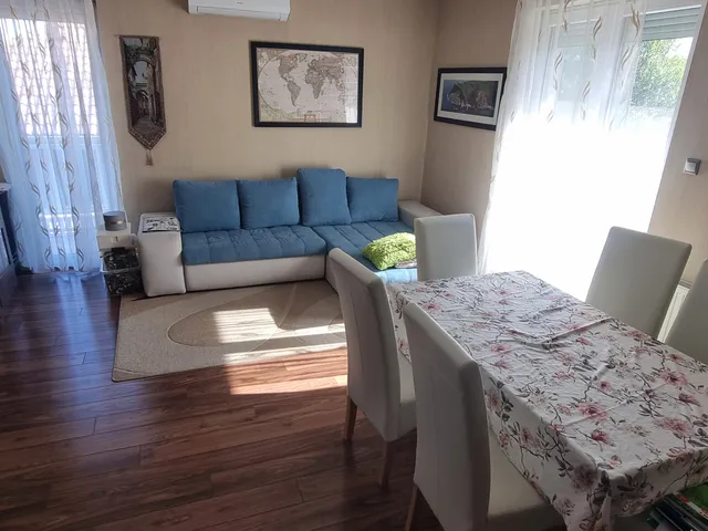 Eladó lakás Érd, Tisztviselőtelep 78 nm