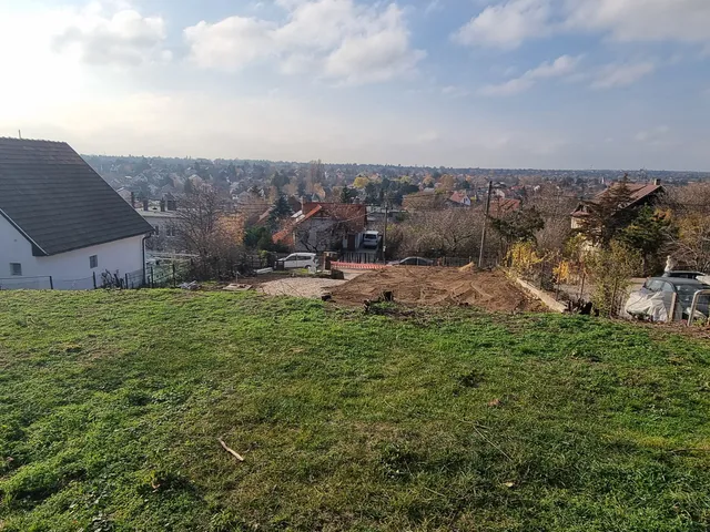 Eladó telek Érd, Érdliget 980 nm