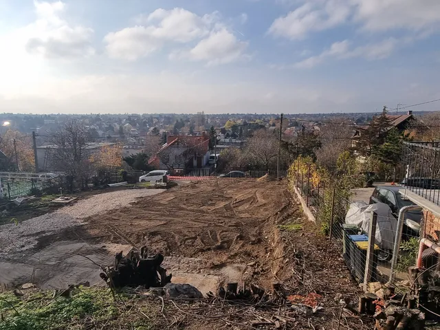 Eladó telek Érd, Érdliget 980 nm