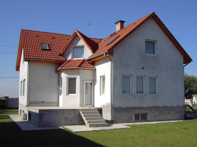 Eladó ház Érd, Újtelep 308 nm