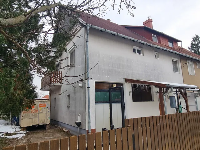 Eladó ház Érd, Istvántelep 224 nm