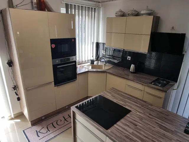 Eladó ház Érd, Fenyves-Parkváros 154 nm