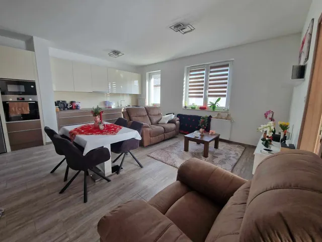 Eladó lakás Érd, Parkváros 67 nm