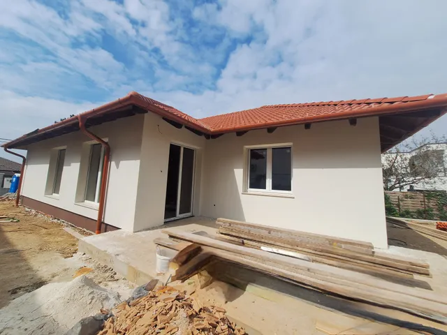 Eladó ház Érd, Fenyves-Parkváros 128 nm