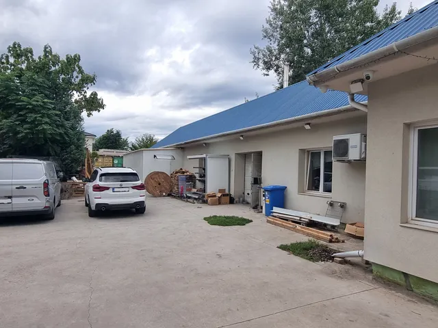 Eladó kereskedelmi és ipari ingatlan Érd, Tisztviselőtelep 493 nm