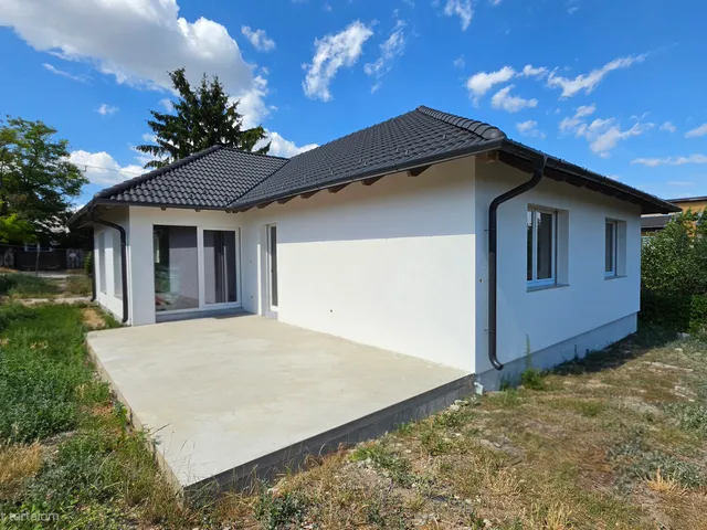 Eladó ház Érd, Fenyves-Parkváros 147 nm