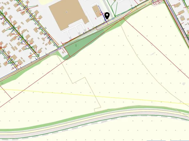 Eladó kereskedelmi és ipari ingatlan Érd, Sasváros 4348 nm
