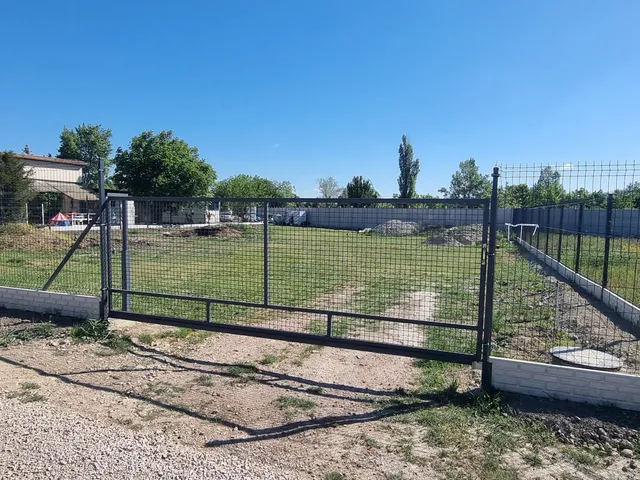 Kiadó telek Érd, Városközpont 1000 nm