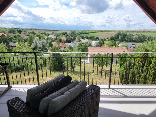 Kiadó lakás Telki 65 nm