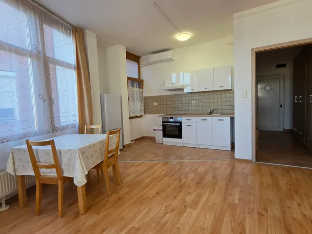 Kiadó lakás Érd, Városközpont 43 nm
