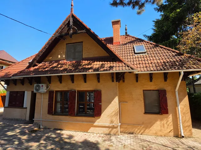 Eladó ház Érd, Fenyves-Parkváros 175 nm