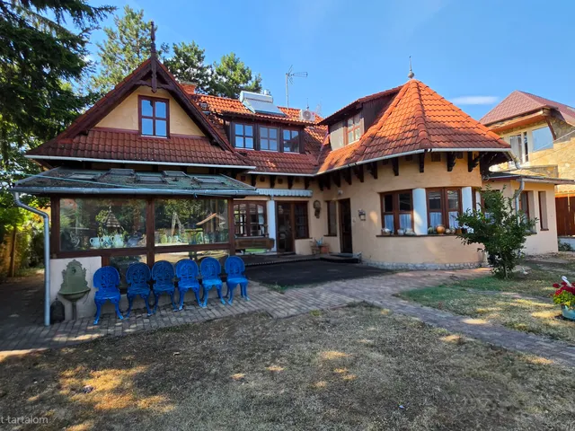 Eladó ház Érd, Fenyves-Parkváros 175 nm
