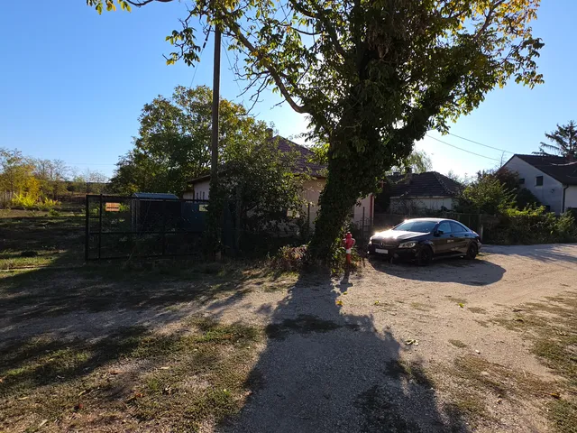 Eladó telek Érd, Újtelep 1425 nm