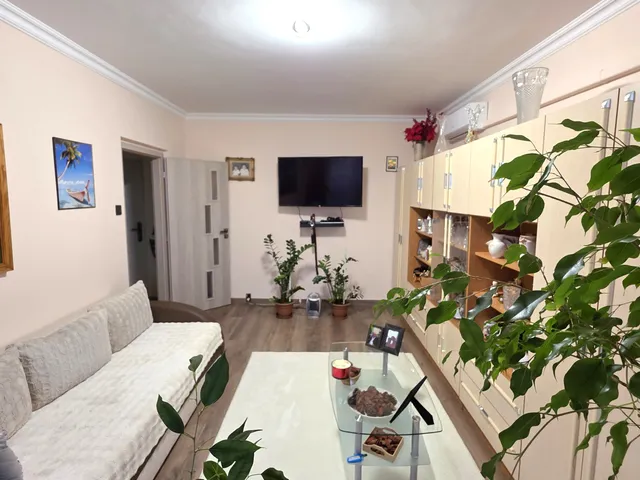 Eladó lakás Tatabánya, Dózsakert 51 nm