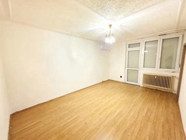 Eladó lakás Dunaújváros, Barátság városrész 41 nm