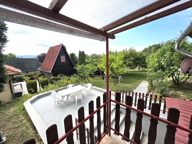 Eladó üdülő és hétvégi ház Tatabánya, Turuloldal, Panoráma út 42 nm