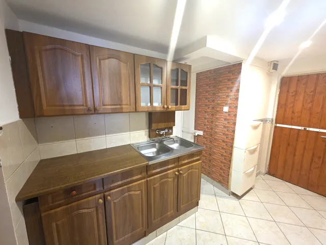 Eladó lakás Tatabánya, Újváros 36 nm