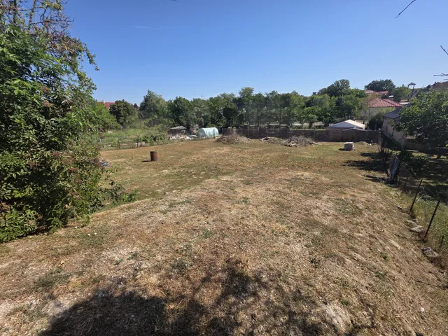 Eladó telek Kisapostag 800 nm