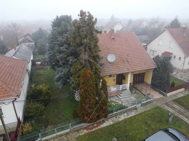 Eladó ház Jászapáti 120 nm