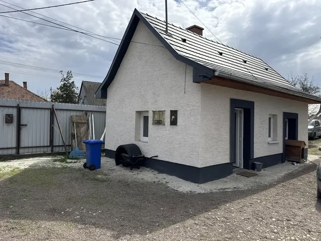 Eladó ház Heves 90 nm