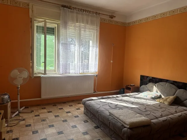 Eladó ház Jászapáti 165 nm