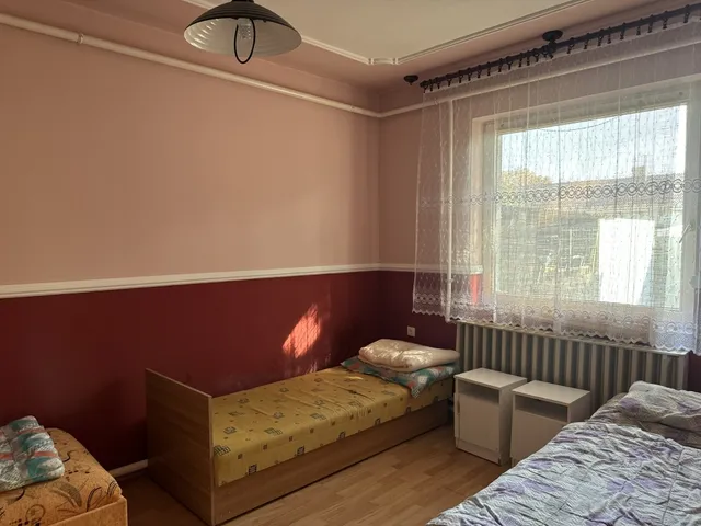 Eladó ház Jászapáti 165 nm